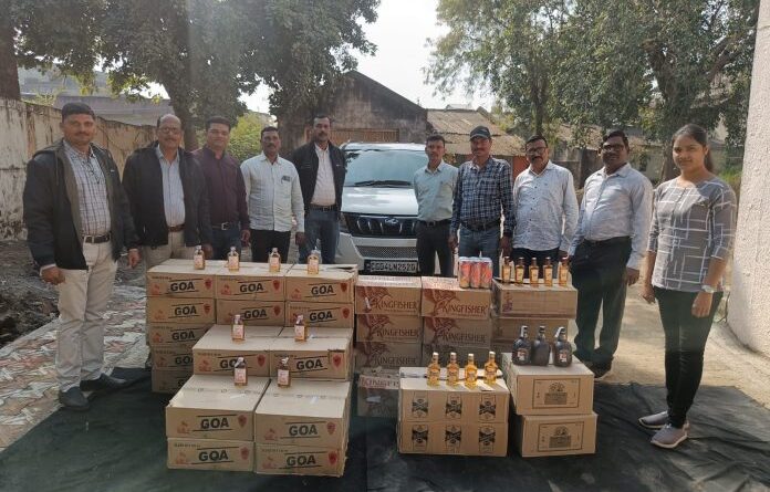 राज्य उत्पादन शुल्काची मोठी कारवाई; ८.५० लाखांच्या दारूसह कार जप्त