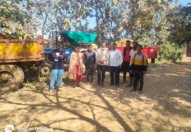 खोडशिवनी येथे मुरमाची  अवैध वाहतूक करणारे ट्रॅक्टर जप्त