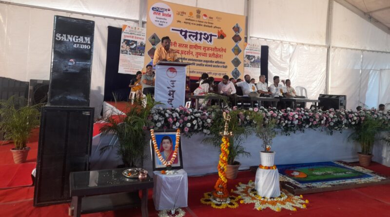 महिलांनी उत्पादित केलेल्या वस्तुंना बाजारपेठ उपलब्ध करुन देण्यास प्रयत्नशील – लायकराम भेंडारकर महिलांनी उत्पादित केलेल्या वस्तुंना बाजारपेठ उपलब्ध करुन देण्यास प्रयत्नशील – लायकराम भेंडारकर