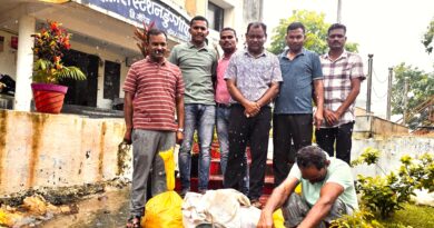 गोमांस विक्रीप्रकरणी डूग्गीपार पोलिसांची कारवाई , ४० किलो गोमांस जप्त गोमांस विक्रीप्रकरणी डूग्गीपार पोलिसांची कारवाई , ४० किलो गोमांस जप्त