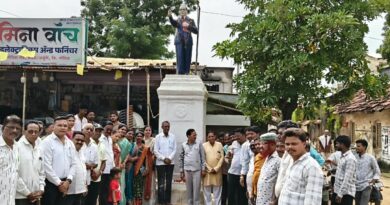 डॉ.बाबासाहेब आंबेडकर आणि पंडित जवाहरलाल नेहरू यांच्या पूर्णाकृती पुतळ्यांच्या सौंदर्यीकरणाचे आमदार राजकुमार बडोले यांच्या हस्ते भूमिपूजन
