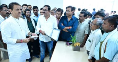 खासदार  प्रफुल पटेल यांनी नागरिकांच्या अडीअडचणी जाणून घेत केले समस्यांचे निराकरण