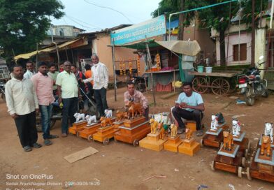 लाकडी नंदीबैलांनी सजली सडक अर्जुनीची बाजारपेठ; तान्हा पोळ्याची चाहूल