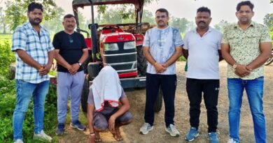 अवैध वाळू वाहतुकीवर पोलिसांचा ‘सर्जिकल स्ट्राईक’; ३ जणांवर गुन्हे